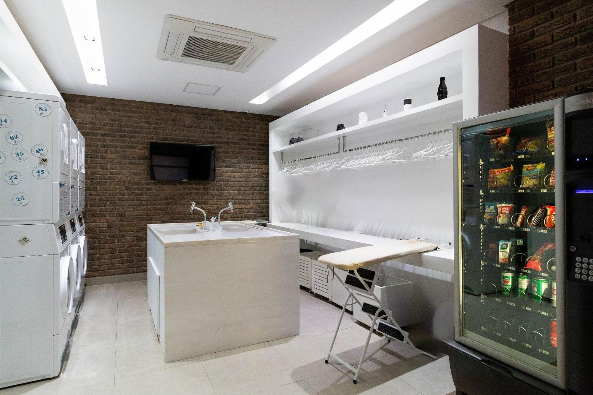 Apartamento Na Madalena Com Lazer E Garagem *