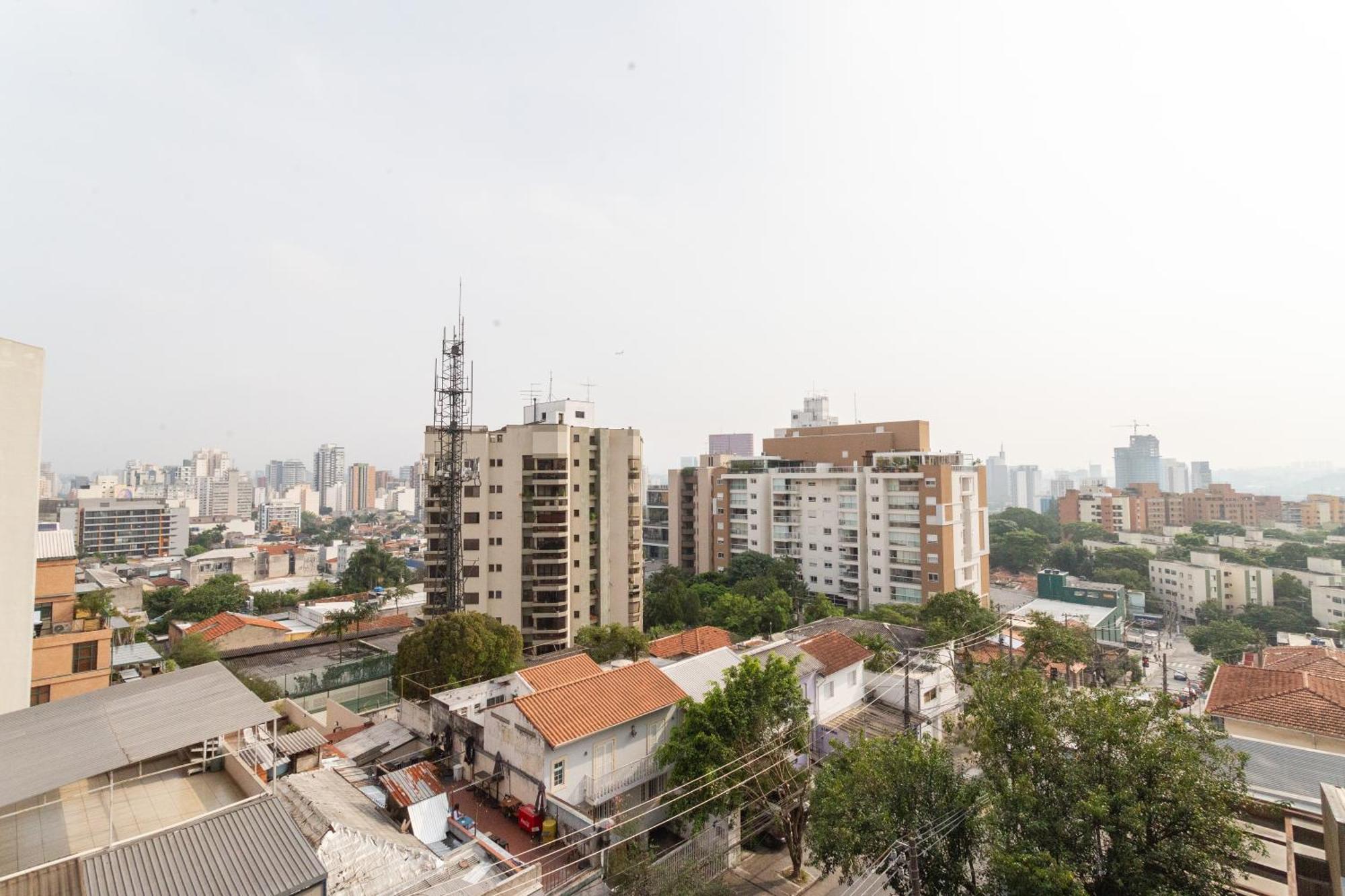 Na Madalena Com Lazer E Garagem Apartamento