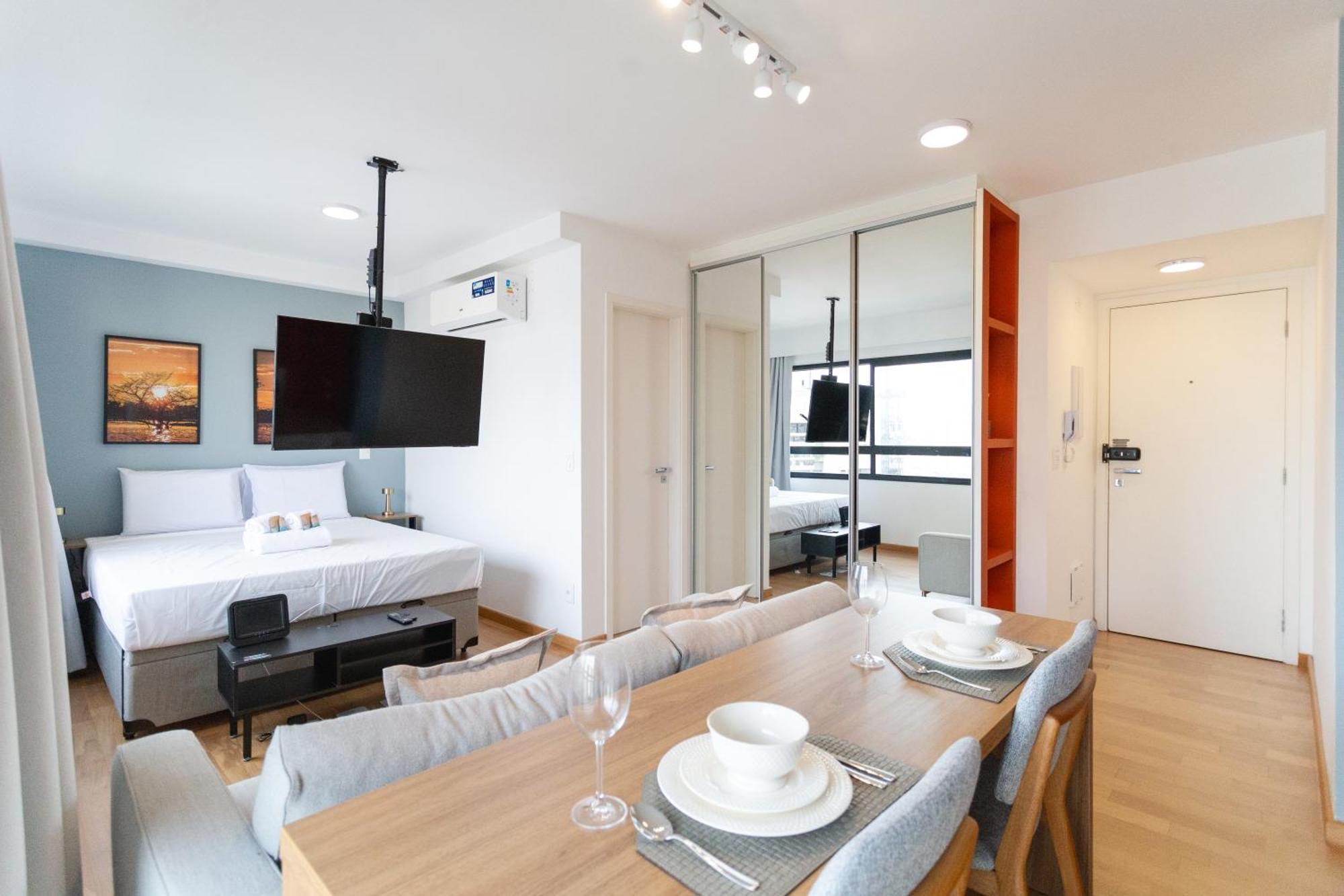 Na Madalena Com Lazer E Garagem Apartment Sao Paulo
